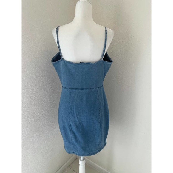 Blashe Denin Dress - Picture 4 of 7